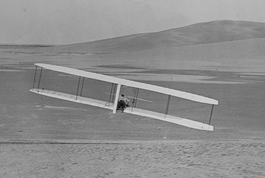 Bi-Wing plane in flight