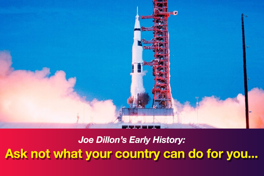 Apollo rocket blasting off